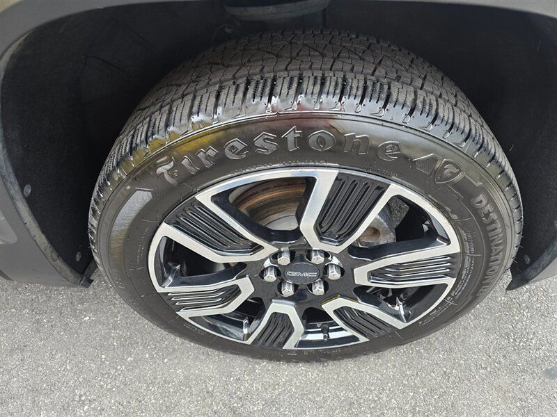 Used 2019 GMC Acadia SLT w/ Black Edition FWD image 30