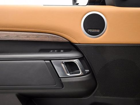 Used 2018 Land Rover Discovery HSE Luxury AWD/4WD image 44