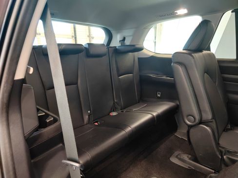 Used 2024 Toyota Grand Highlander XLE image 19