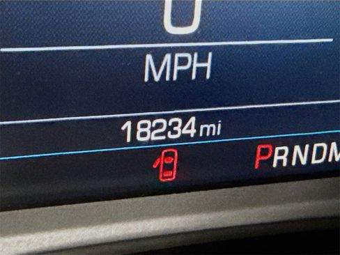 Used 2023 Chevrolet Camaro LT w/ Technology Package image 4