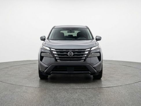 Used 2025 Nissan Rogue SV AWD/4WD image 2