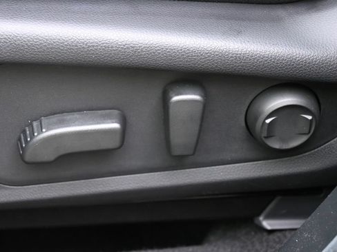 Used 2026 Subaru Forester Touring AWD/4WD image 14