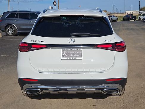 New 2026 Mercedes-Benz GLC 300 4MATIC image 6