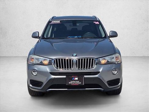 Used 2016 BMW X3 sDrive28i RWD image 2