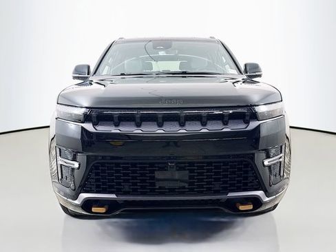 New 2026 Jeep Grand Wagoneer 4WD image 2