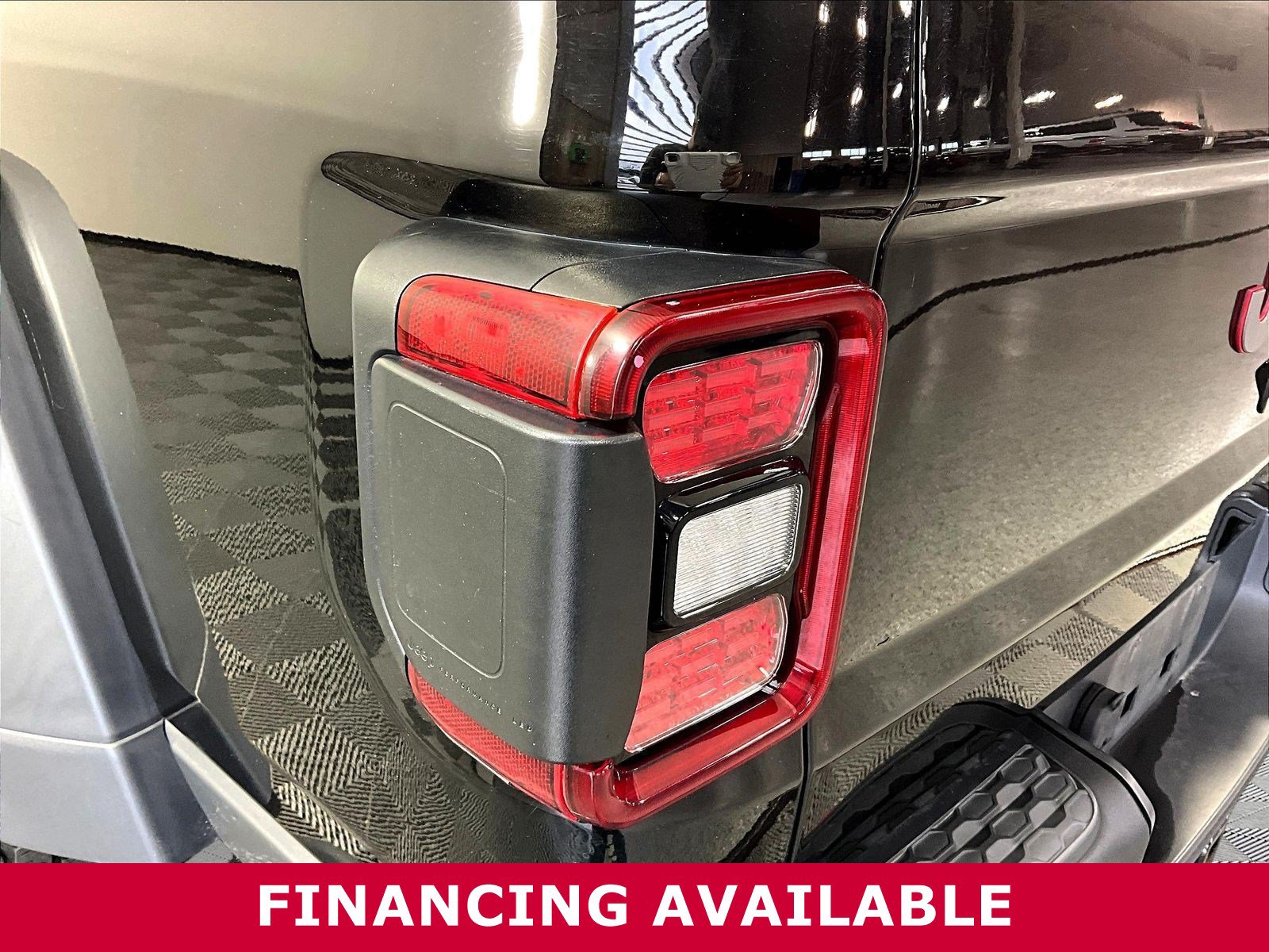 Used 2020 Jeep Gladiator Rubicon AWD/4WD image 23