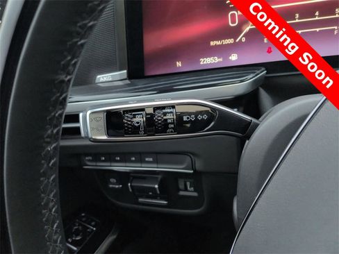 Used 2025 Cadillac Escalade Sport w/ LPO, ONYX Package image 28