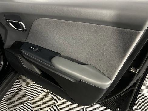 Used 2025 Kia K4 EX image 31