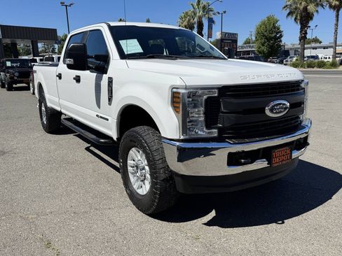 Used 2018 Ford F250 XL w/ Power Equipment Group AWD/4WD image 30
