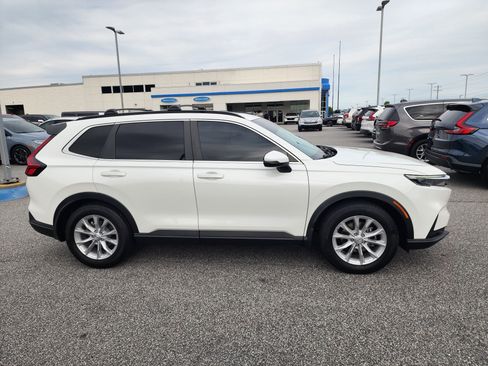 Certified 2023 Honda CR-V EX-L image 3