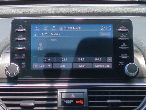 Used 2018 Honda Accord Sport image 18