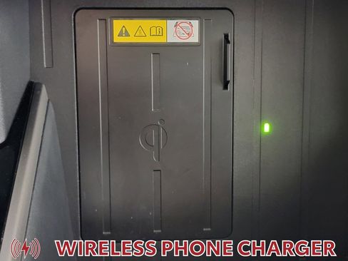 Used 2024 Toyota Tundra Limited image 26