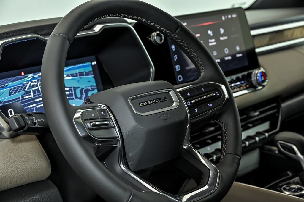New 2026 GMC Canyon Denali AWD/4WD image 17