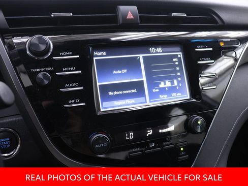 Certified 2018 Toyota Camry SE w/ Convenience Package FWD image 8