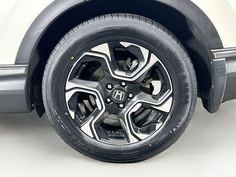 Used 2018 Honda CR-V Touring image 11