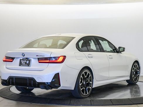 Used 2025 BMW M340i RWD image 5
