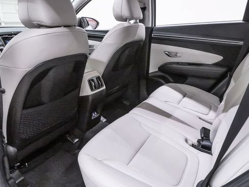 Certified 2022 Hyundai Tucson SEL w/ Convenience + Premium Package AWD/4WD image 10