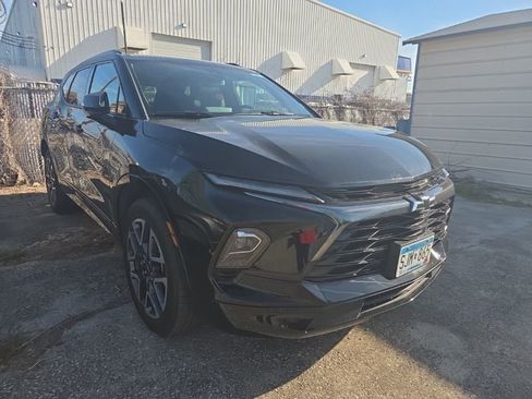 Used 2025 Chevrolet Blazer RS image 6