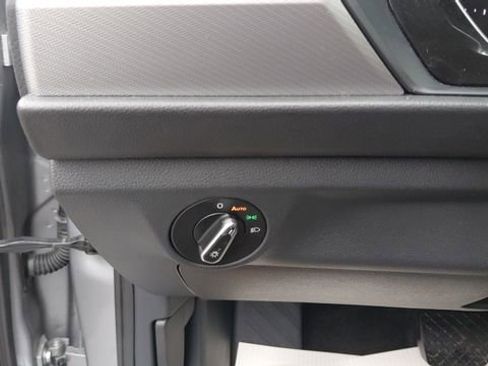 Used 2024 Volkswagen Jetta S image 17