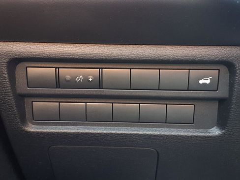Used 2022 Mitsubishi Outlander SE AWD/4WD image 14