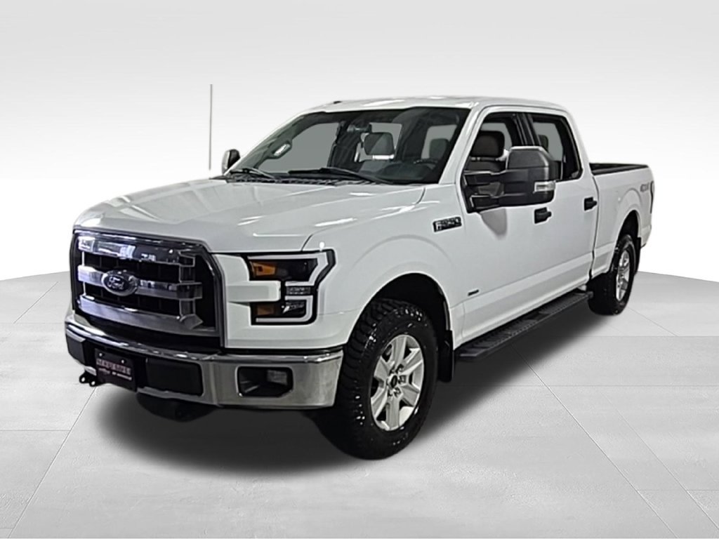 Used 2017 Ford F150 XLT w/ Max Trailer Tow Package AWD/4WD image 4