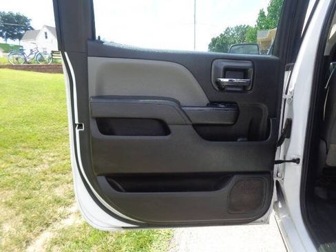 Used 2019 Chevrolet Silverado 2500 W/T AWD/4WD image 20