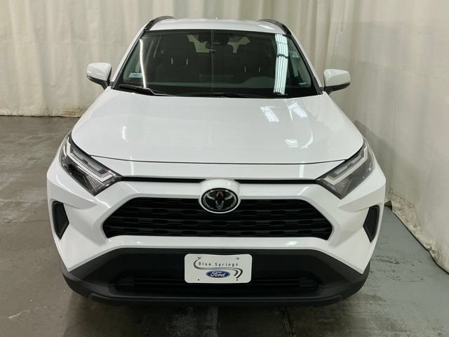 Used 2025 Toyota RAV4 XLE w/ Weather Package AWD/4WD image 10