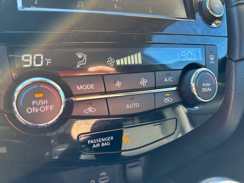 Used 2019 Nissan Rogue SV AWD/4WD image 27