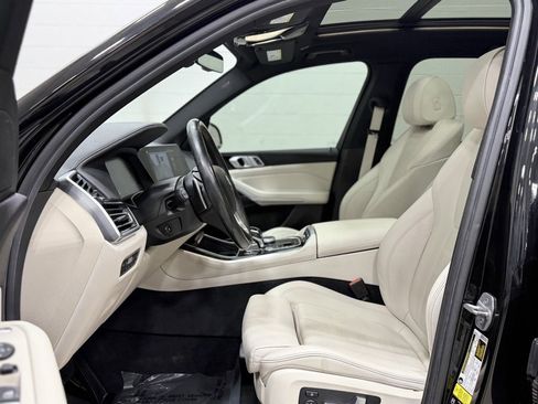Used 2019 BMW X5 xDrive40i w/ Premium Package 2 image 12
