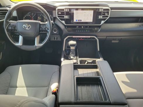 Used 2024 Toyota Tundra SR5 w/ SR5 Convenience Package AWD/4WD image 17