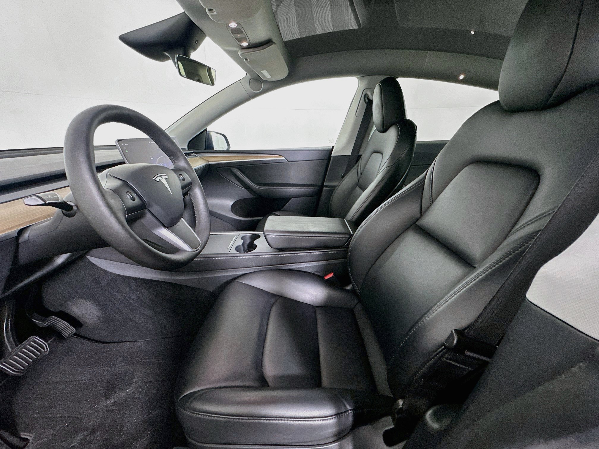 Used 2023 Tesla Model Y Long Range AWD/4WD image 13