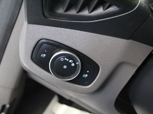 Used 2022 Ford Transit Connect XL image 11