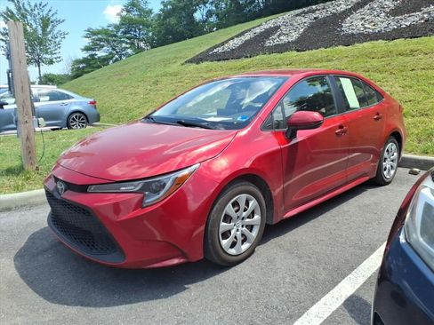 Used 2020 Toyota Corolla LE FWD image 4