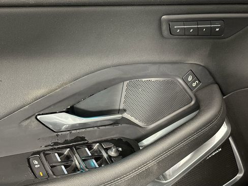 Used 2019 Jaguar E-PACE S image 17