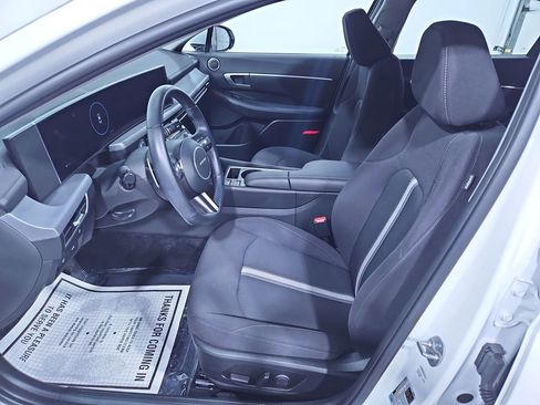 Certified 2024 Hyundai Sonata SEL w/ Convenience Package image 11