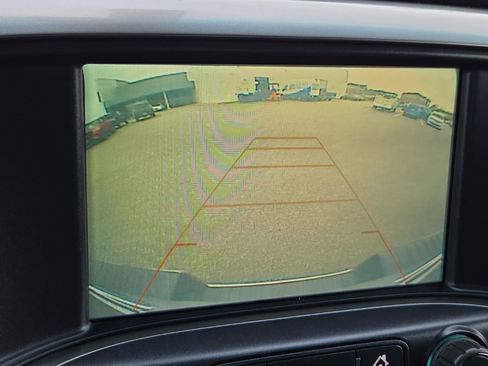 Used 2018 Chevrolet Silverado 1500 LT image 16