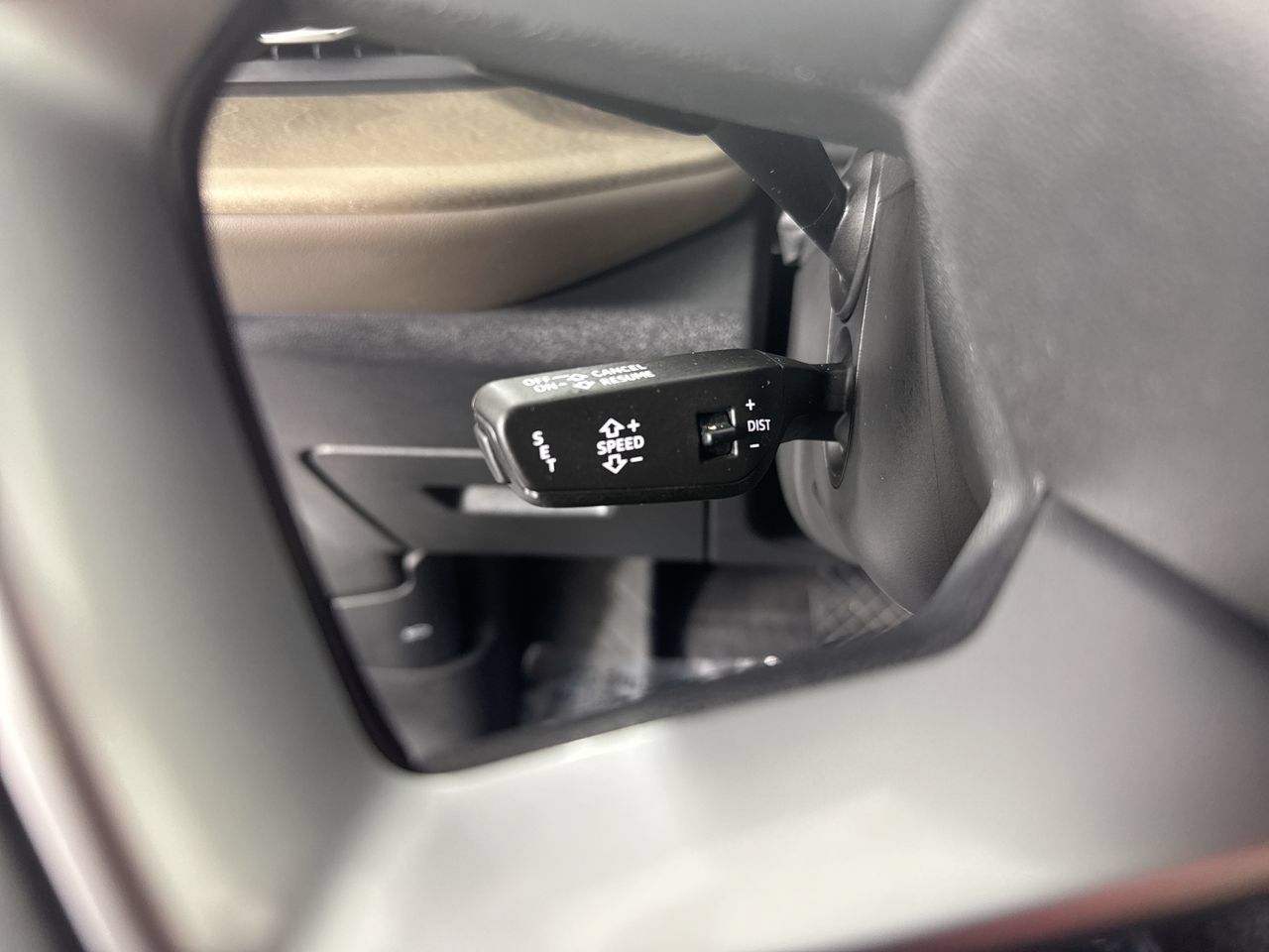 Used 2025 Audi Q5 Premium Plus w/ Premium Plus AWD/4WD image 15