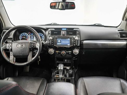Used 2018 Toyota 4Runner TRD Off-Road Premium image 12