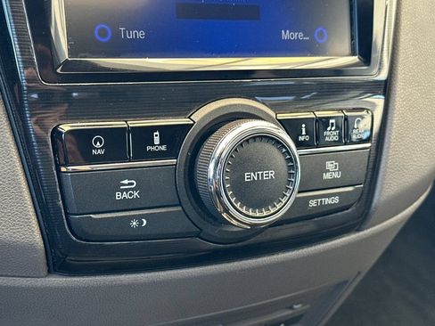 Used 2015 Honda Odyssey Touring image 20