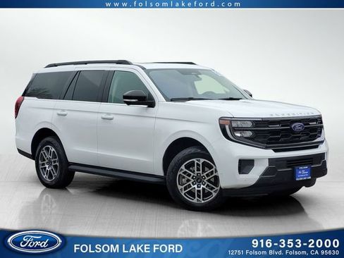 Certified 2025 Ford Expedition Active image 1