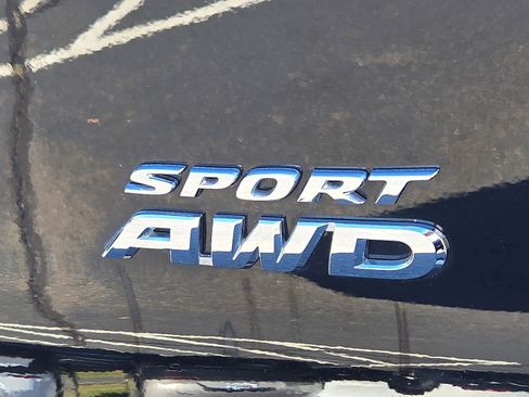 Used 2022 Honda Pilot Sport image 31