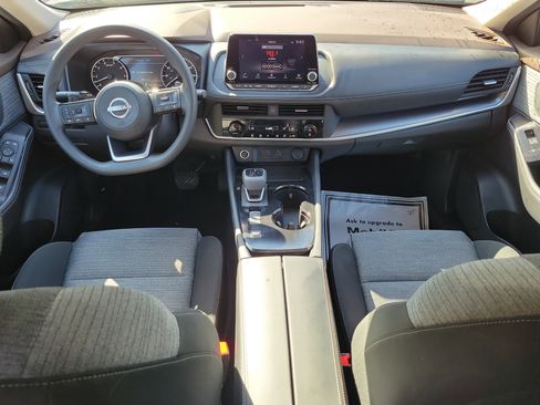 Used 2023 Nissan Rogue SV FWD image 13
