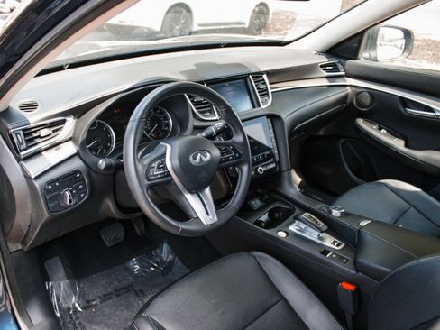 Used 2024 INFINITI QX50 Luxe AWD/4WD image 8