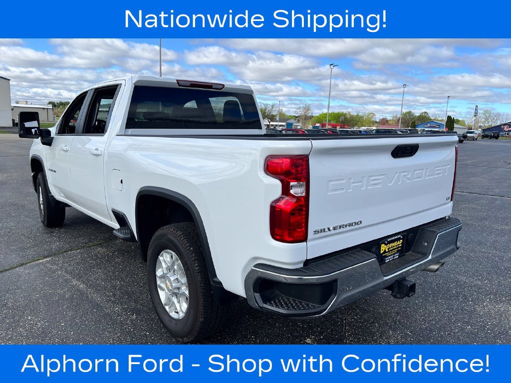 Used 2025 Chevrolet Silverado 2500 LT AWD/4WD image 4