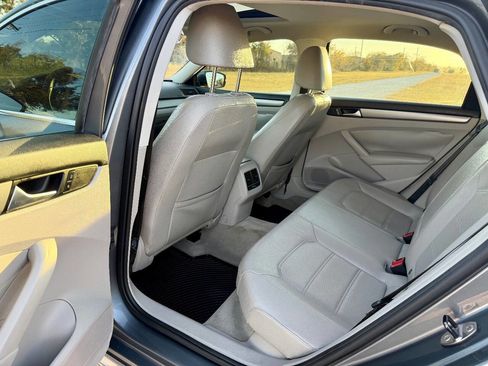 Used 2014 Volkswagen Passat 1.8T SE image 13