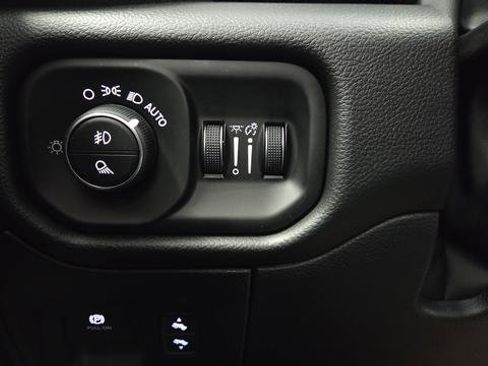 New 2026 RAM 1500 Laramie AWD/4WD image 33