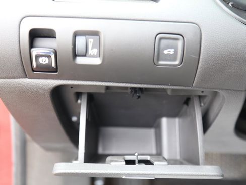 Used 2018 Chevrolet Impala LT w/ LT Leather Package image 10