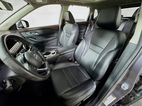 Used 2023 Nissan Rogue SL w/ SL Premium Package image 16