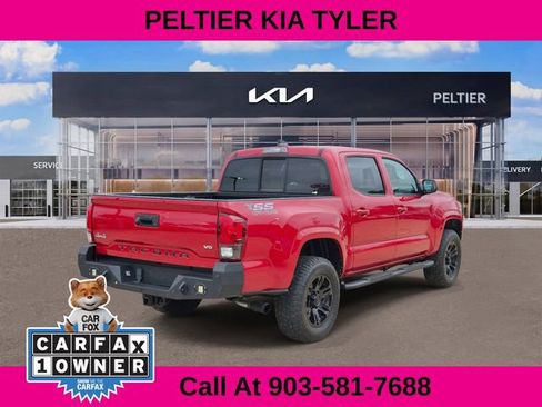 Used 2021 Toyota Tacoma SR AWD/4WD image 7