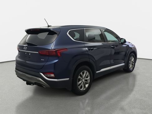 Used 2020 Hyundai Santa Fe SE image 5